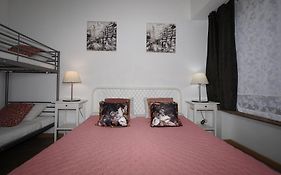 Brial Apartment 2 Bedrooms,